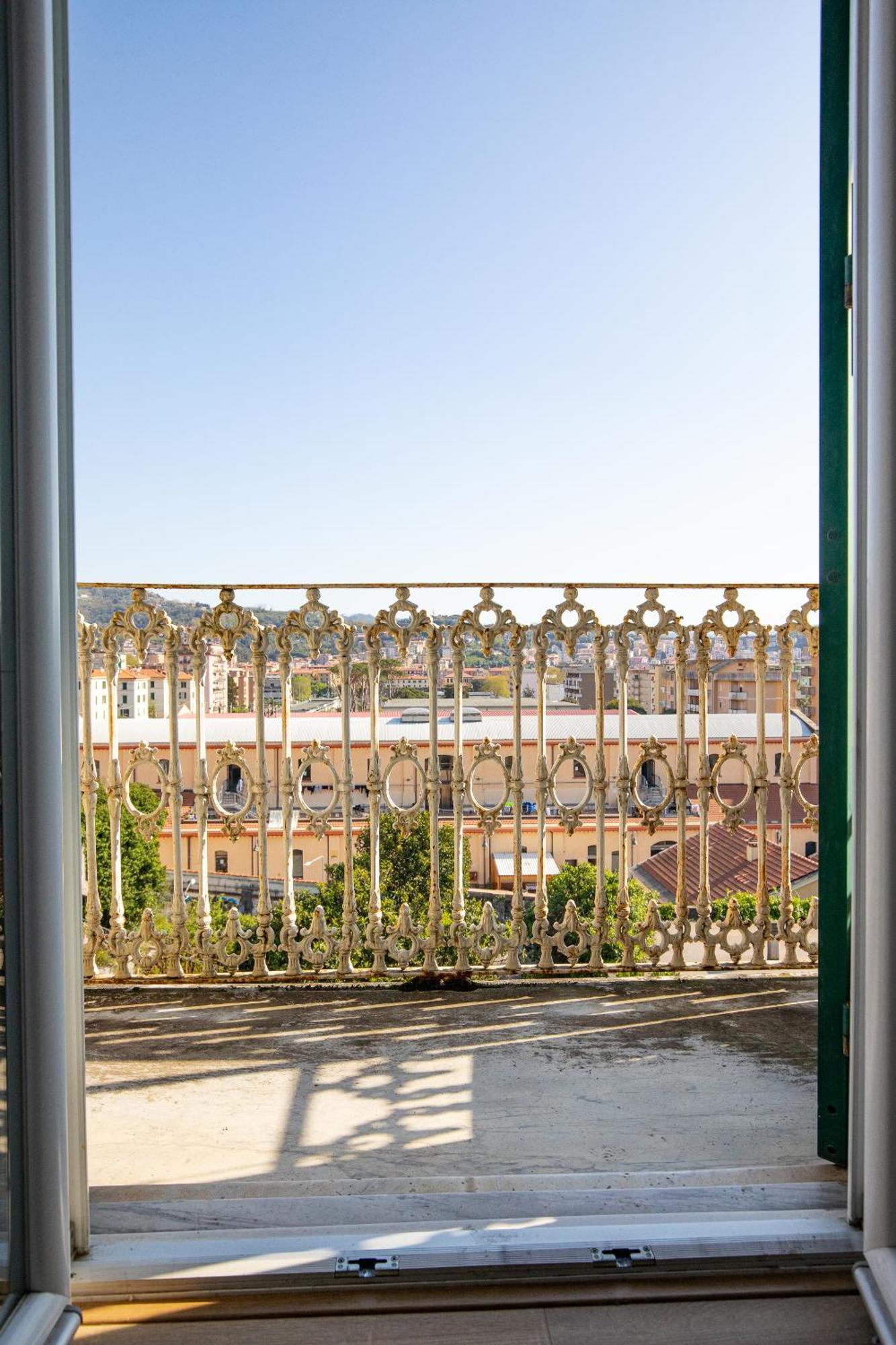 Ferienwohnung Elegante Dimora La Spezia-Free Parking Exterior foto